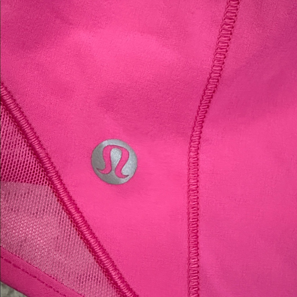 Lululemon Hotty Hot Low Rise Short 4" in Sonic Pink - Picture 8 of 8